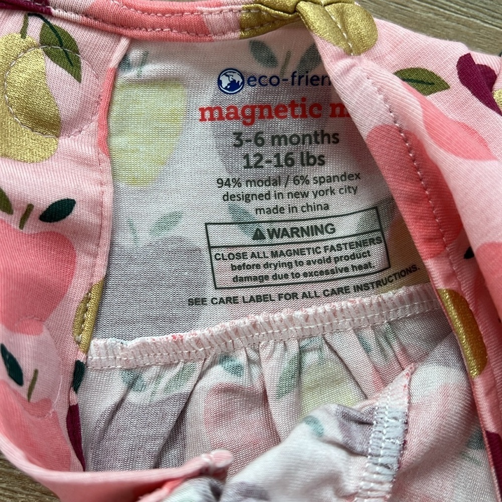 Magnetic Me Baby Girl Apple Dress Ruffle Diaper Cover 9-12 months - Picture 3 of 4